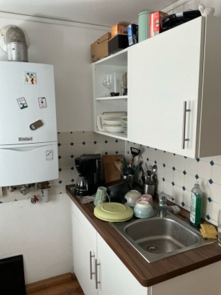 Anzeigenbild: süße 3-Zimmer- Wohnung in Altstadt ab 14.08/01.09