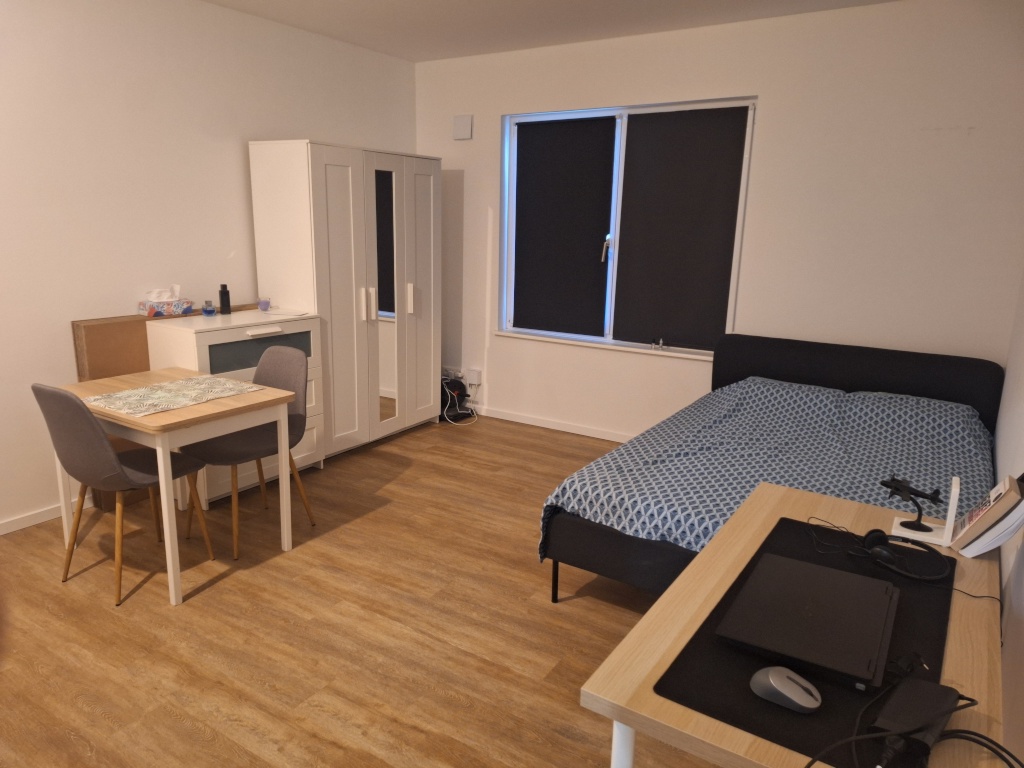 1 Zimmer Wohnung in Marzahn Hellersdorf zu untermiete – Ludwigsluster str 100, 12619 Berlin Marzahn-Hellersdorf – Vorschaubild 3