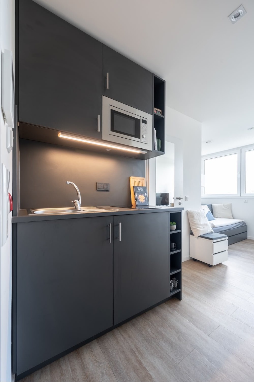 Studio Apartment for Sublet - Beuel - 1-26 September – Platanenweg 29, Bonn 29 53225 Bonn BONN – Vorschaubild 2