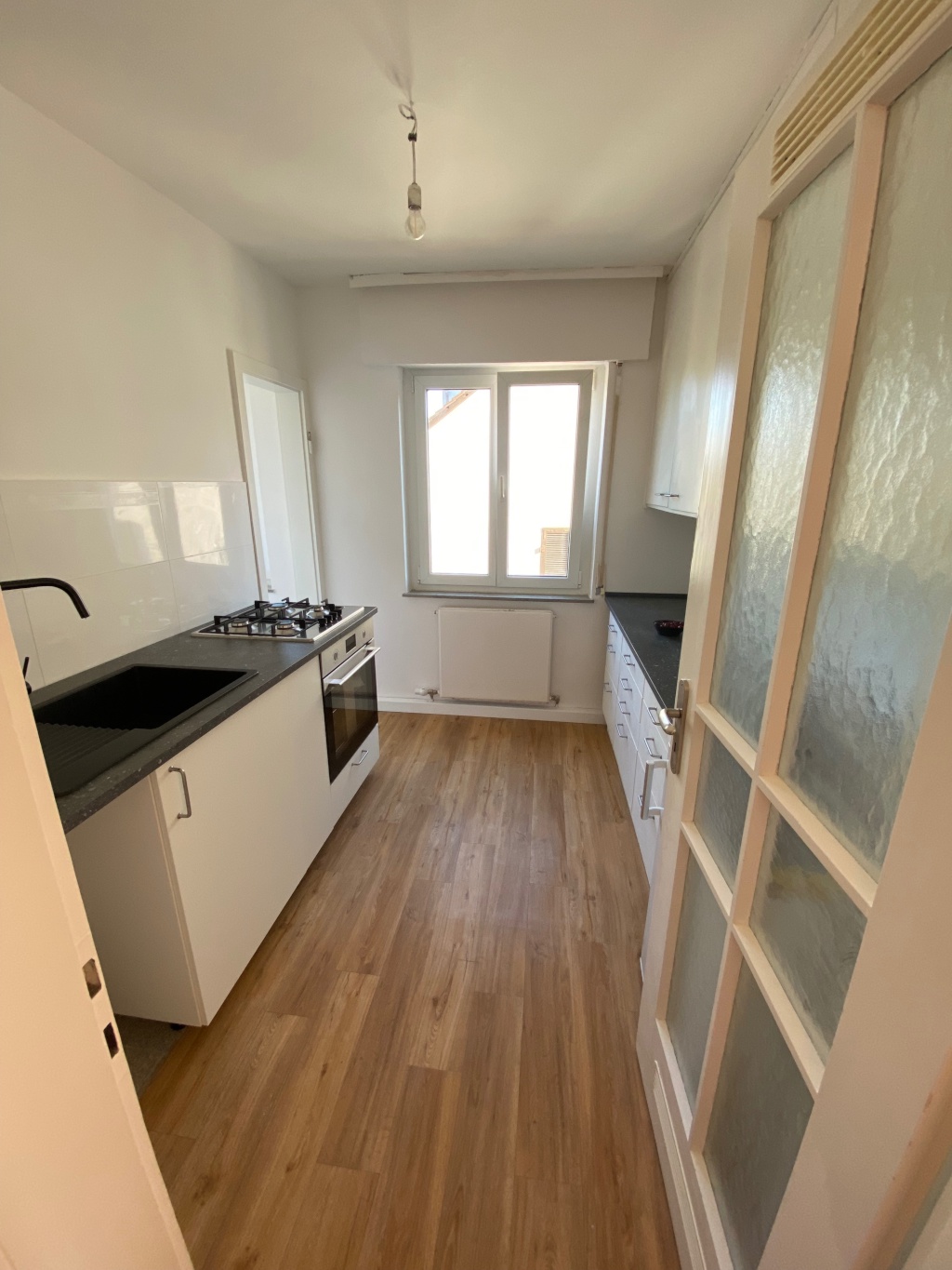 Helle 3er-WG-geeignete 3-Zimmer-Wohnung mit Balkon, Gartenmitnutzung & Blick ins Grüne in Stuttgart-West Kräherwald – Köllestraße 3, 70193 Stuttgart West – Vorschaubild 5