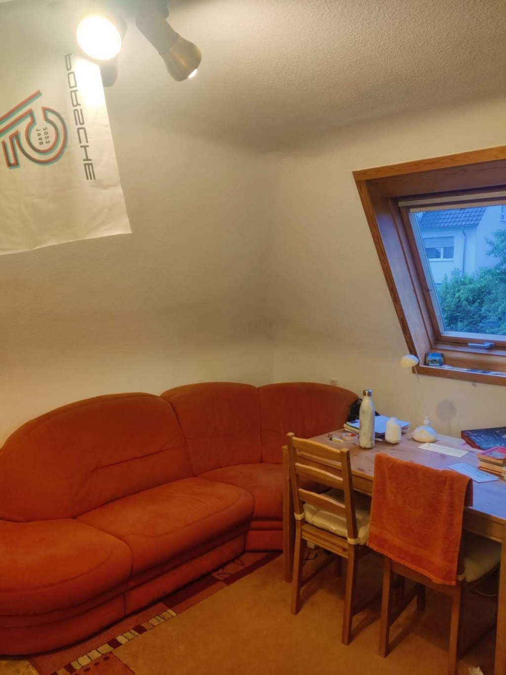 Flatshare Stammheim Korntaler Straße 115 - gemütliche Couch