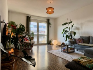 sunny two-bedroom apartment — photo 1