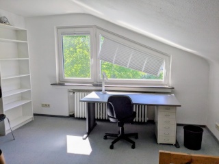 Anzeigenbild: Suche Medizinstudentin für WG-Zimmer an der Uniklinik