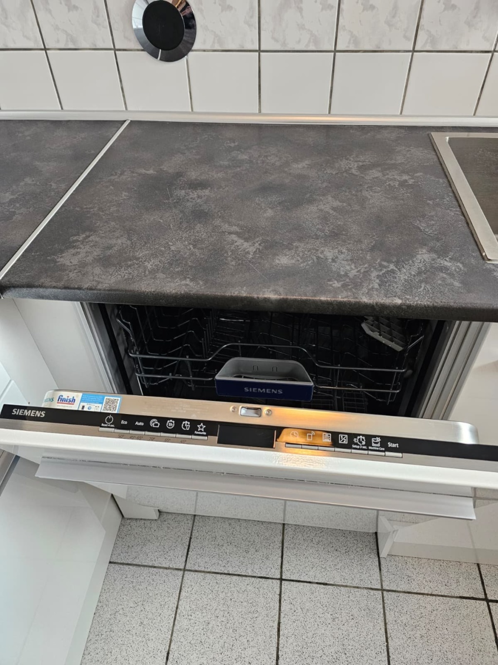 Zu vermieten Einzimmerwohnung im Hochparterre mit PKW Stellplatz – Windhalmweg 27, 13403 Berlin Wittenau – Vorschaubild 6