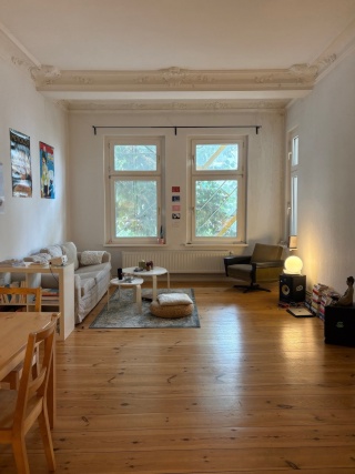 Schöne 2-Zimmer Altbauwhg in Neukölln (Flughafenkiez) ab 1.9 — photo 1