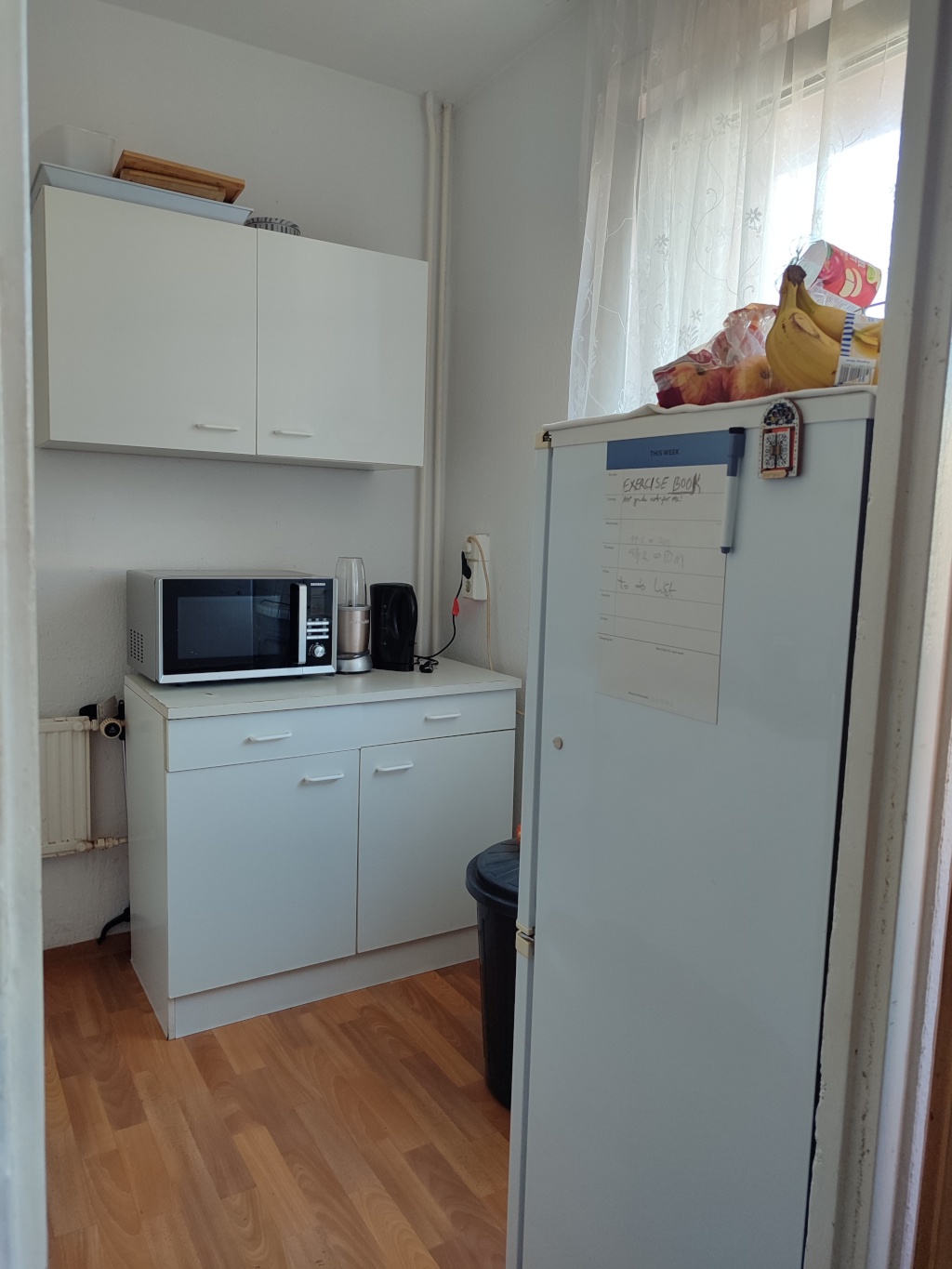Lovely 1-bedroom flat. Separate kitchen & bathroom in 13053 Berlin from now to 31st August 2026! – Falkenberger Chaussee 20, 13053 Berlin Hohenschönhausen – Vorschaubild 5