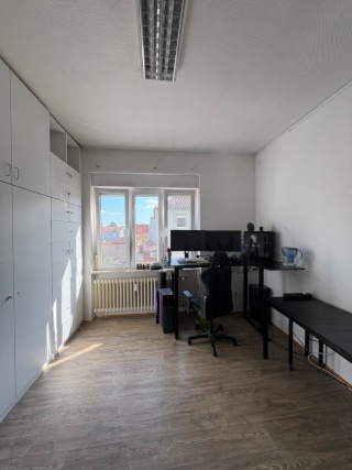 Anzeigenbild: 16m2 Zimmer in 5er-WG