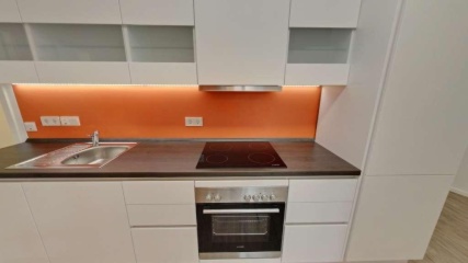 Sublet for Private room in a 5-room apartment 📍 Location: Ostendstraße 27, Berlin 12459 From: August 15th till September — photo 1