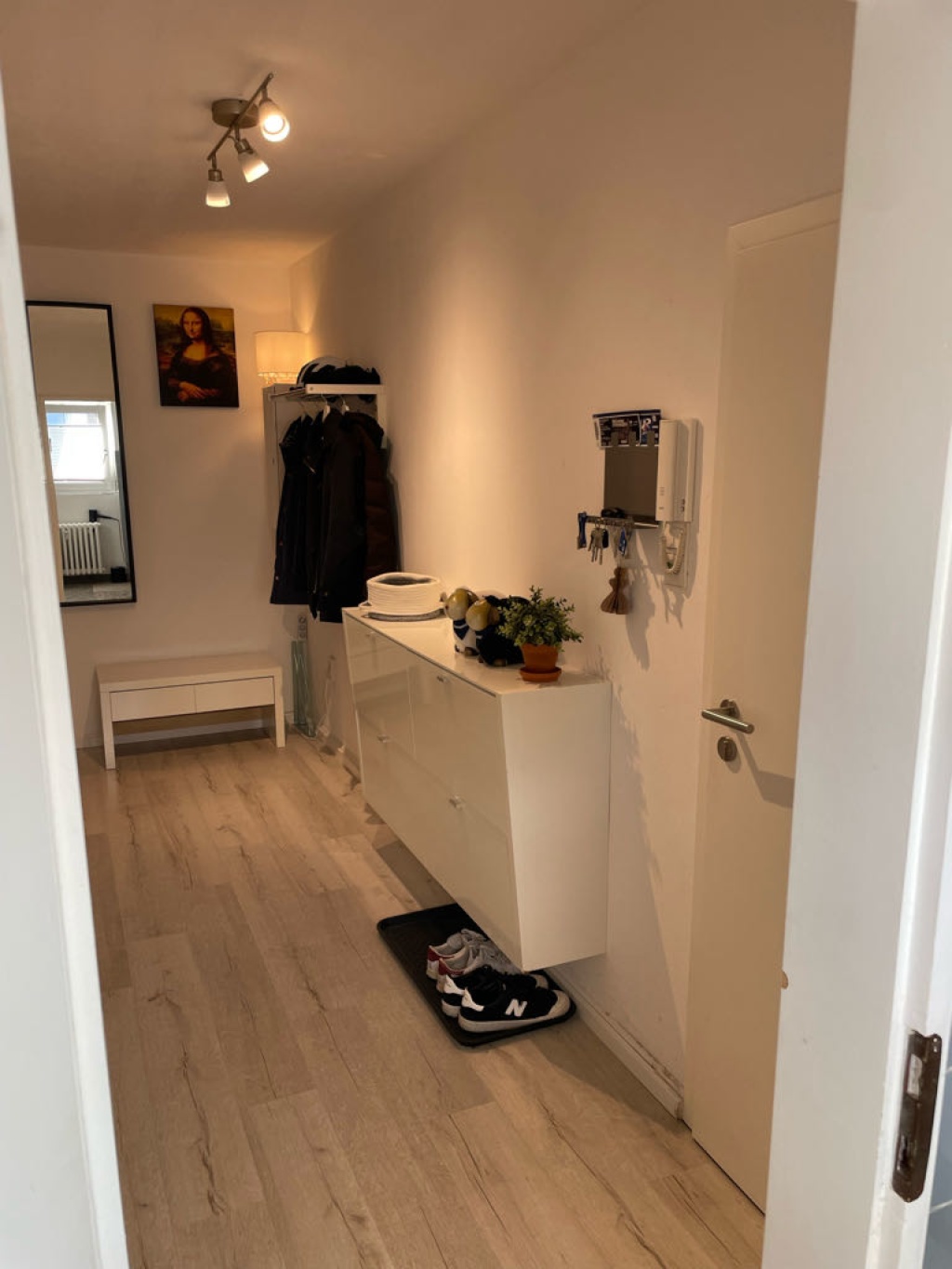 Habitación en WG Centrum Wolbecker Straße 44 - Flur 1 und Eingangstür