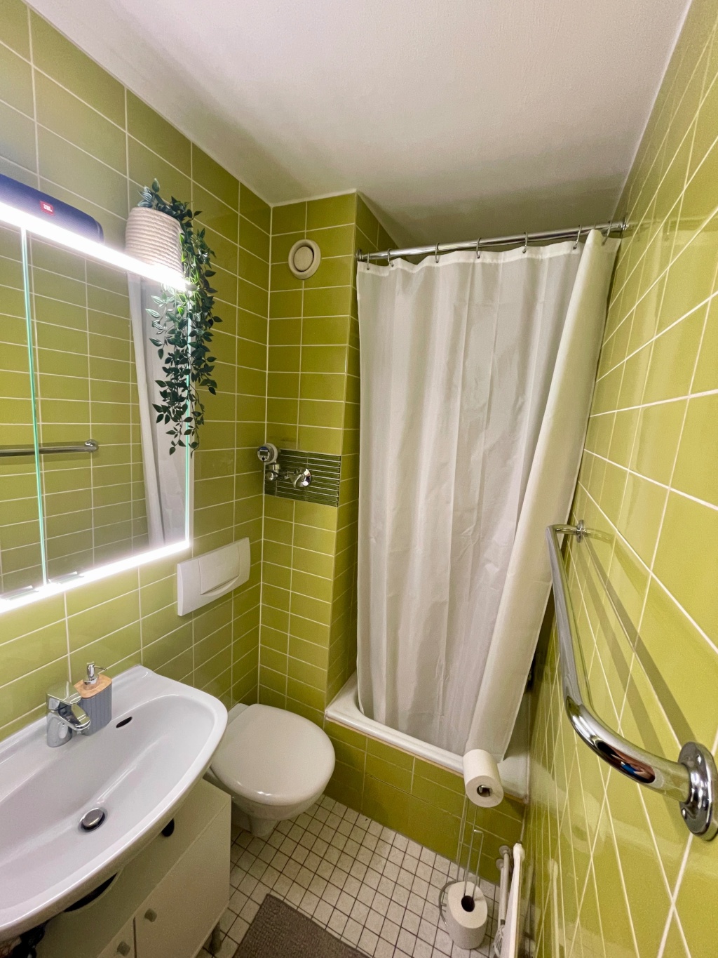 Möblierte Wohnung zur Zwischenmiete in bester Lage – Haselbergstraße, 50931 Köln Lindenthal – Vorschaubild 2