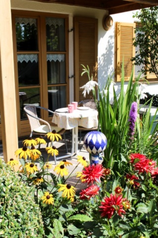 Ad image: Voll möblierte 3-Zimmer-Wohnung mit Terrasse, auf Zeit für Referendare/innen oder Wochenendheimfahrer/innen