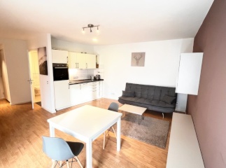 Möbliertes 2 Zimmer Apartment mit 2 Betten — photo 1