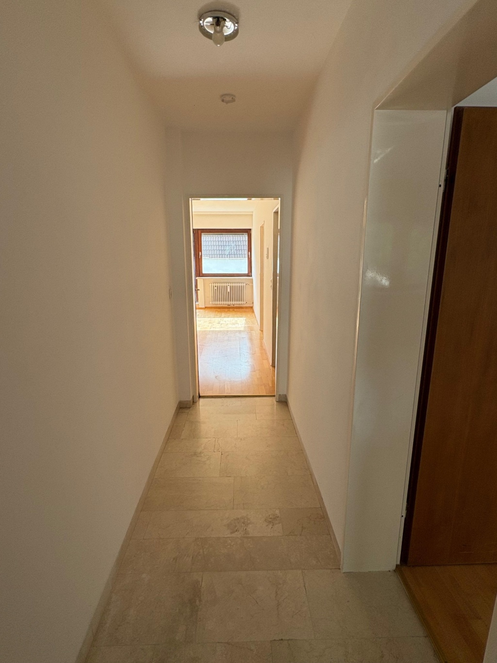 Flat Sendling Hirsch-Gereuth-Straße - Flur