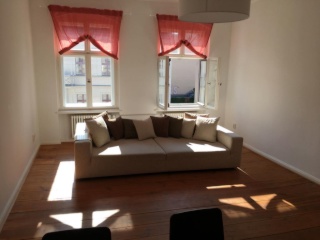 Sonnige, teilmöbl. Altbau-Whg (2 Zi.), Bergmannkiez / Sunny partly-furn. apt (2 rms), Bergmannkiez — photo 1