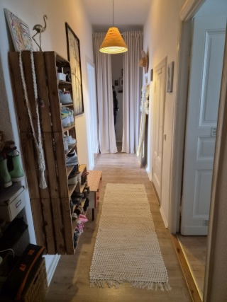 Untermieter/in für 6 Monate in schöner 2 Raum Wohnung gesucht ! — photo 1