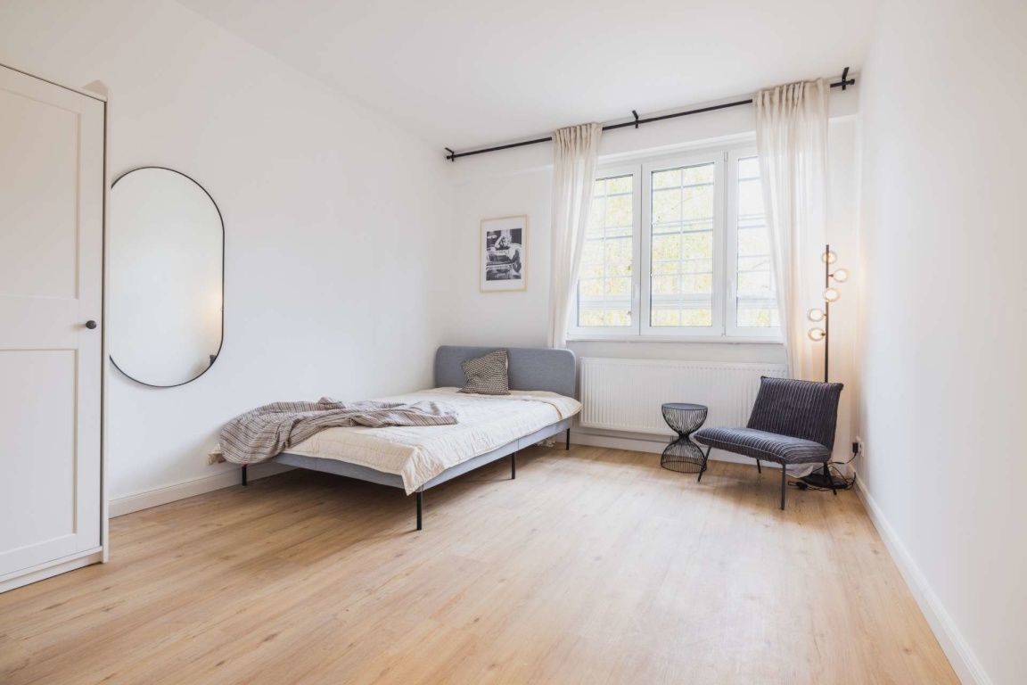 2 vollmöblierte WG-Zimmer in Stuttgart Mitte ab 01.10.2026