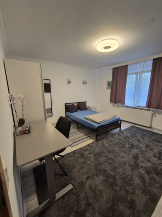 Anzeigenbild: Ich biete zwei Zimmer zu Mieten an.