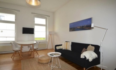 Untermiete 2.08-19.08.2026 2-Zimmer Wohnung — photo 1