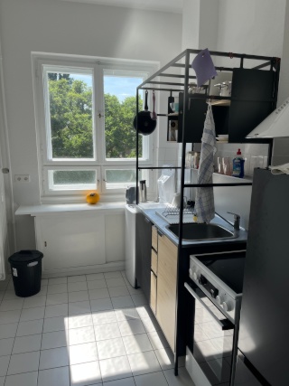 Befristet (01.08.–30.10.2026): Helle 2-Zimmer-Wohnung mit Balkon nahe FU Berlin (Steglitz-Zehlendorf) — photo 1