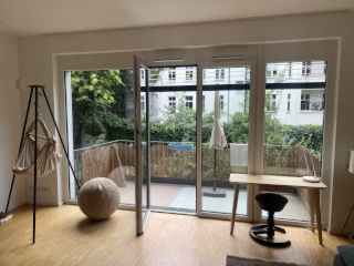 Beautiful bright apartment summer short let Maybachufer Kreuzberg Balcony — photo 1