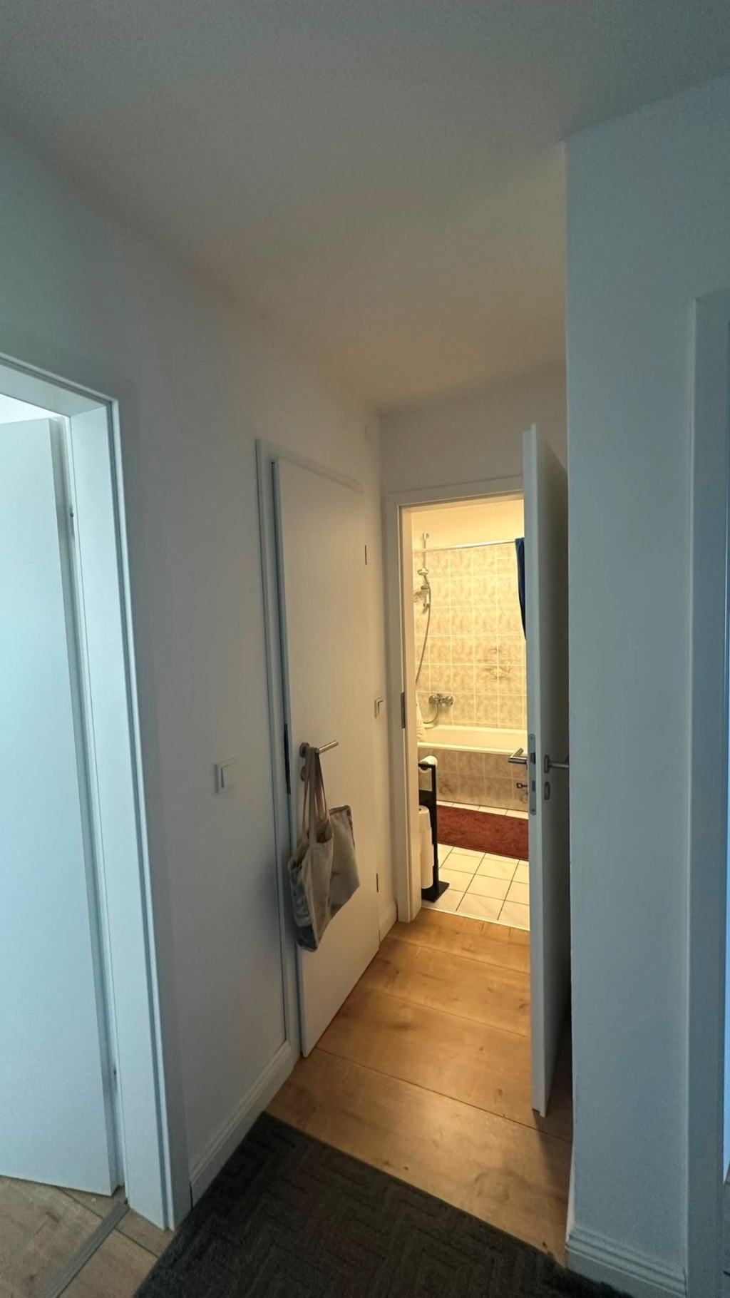 2 Zimmer Dachgeschosswohnung in Hamburg Wandsbek zum 16.09.2026 – Rüterstraße, 22041 Hamburg Wandsbek – Vorschaubild 8
