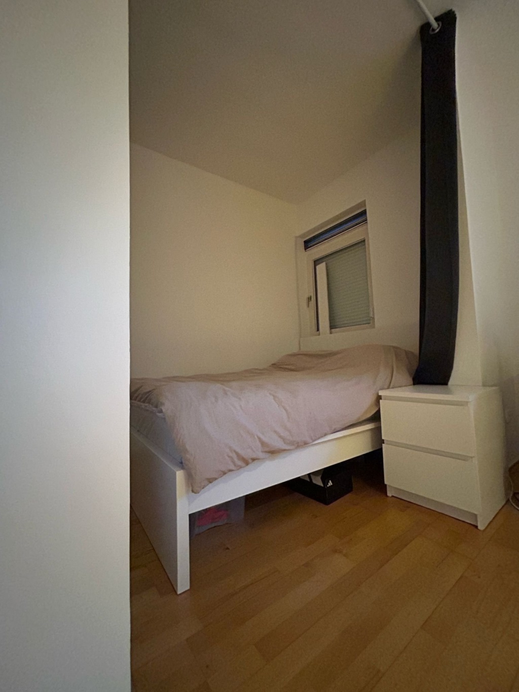 Tastefully furnished 1.5-room apartment with separate kitchen (Sublet) – Johann-Sebastian-Bach-Straße 27, 80637 München Neuhausen-Nymphenburg – Vorschaubild 7