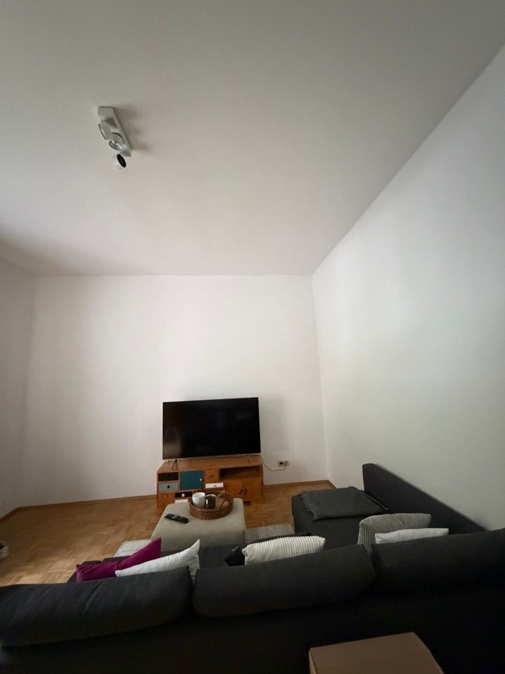 Möblierte Wohnung sucht BewohnerIN (Pendler) – 60316 Frankfurt am Main Nordend-Ost – Vorschaubild 6