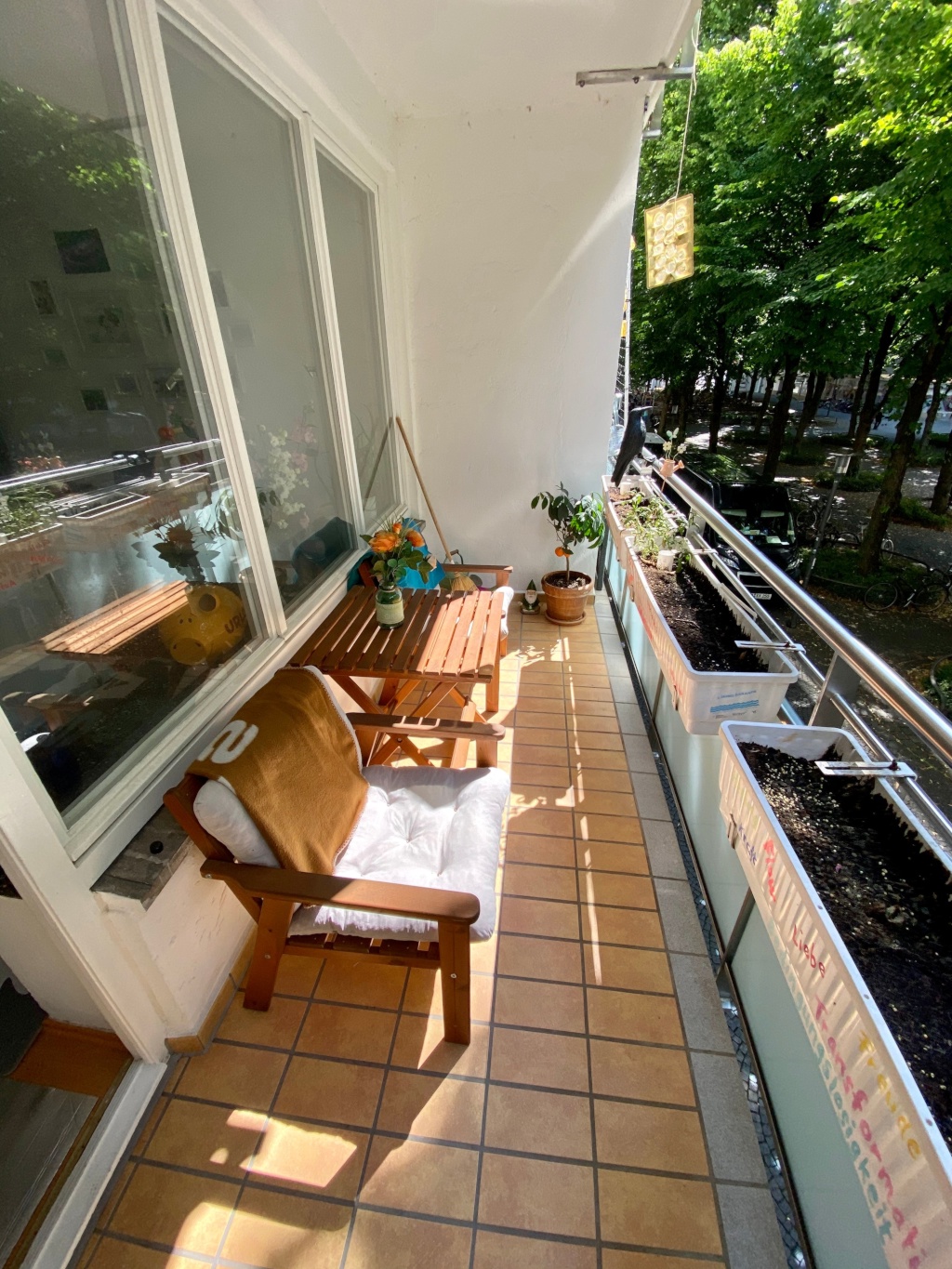 Möblierte 3-Zimmer-Wohnung am Hohenzollernplatz in Schwabing – ab Mitte August – Hohenzollernplatz 4, 80796 München Schwabing-West – Vorschaubild 2