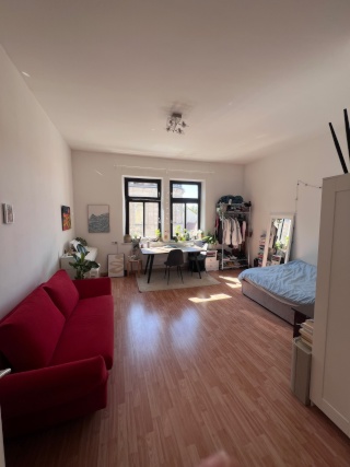 Anzeigenbild: helles WG-Zimmer zur Untermiete September
