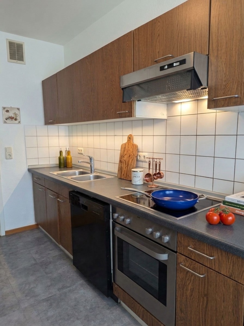 One room flat in the heart of Berlin - 10-12 months – Bellermannstraße 70, 13357 Berlin Gesundbrunnen – Vorschaubild 3