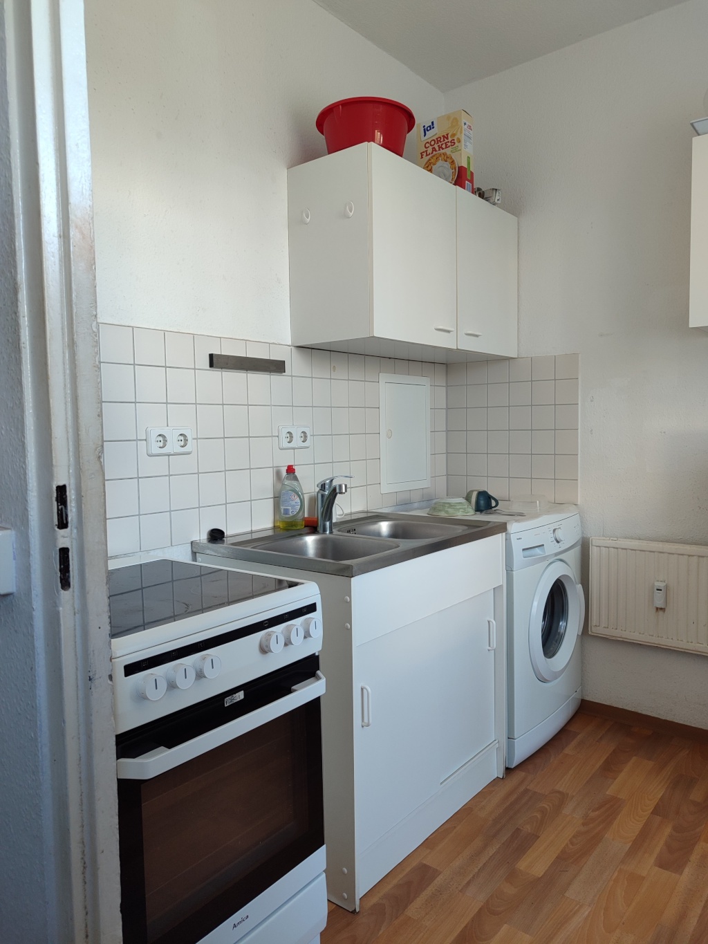 Lovely 1-bedroom flat. Separate kitchen & bathroom in 13053 Berlin from now to 31st August 2026! – Falkenberger Chaussee 20, 13053 Berlin Hohenschönhausen – Vorschaubild 4