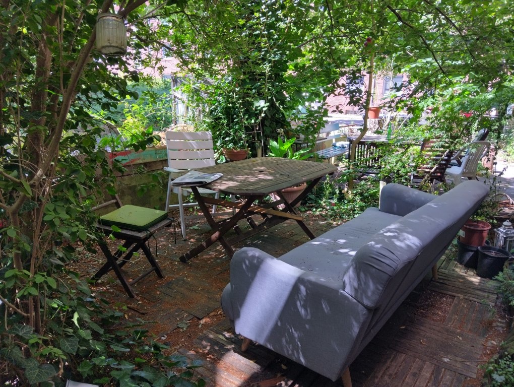 WG-Zimmer Schlachthofviertel Eckenerstraße 16 - Vorgarten