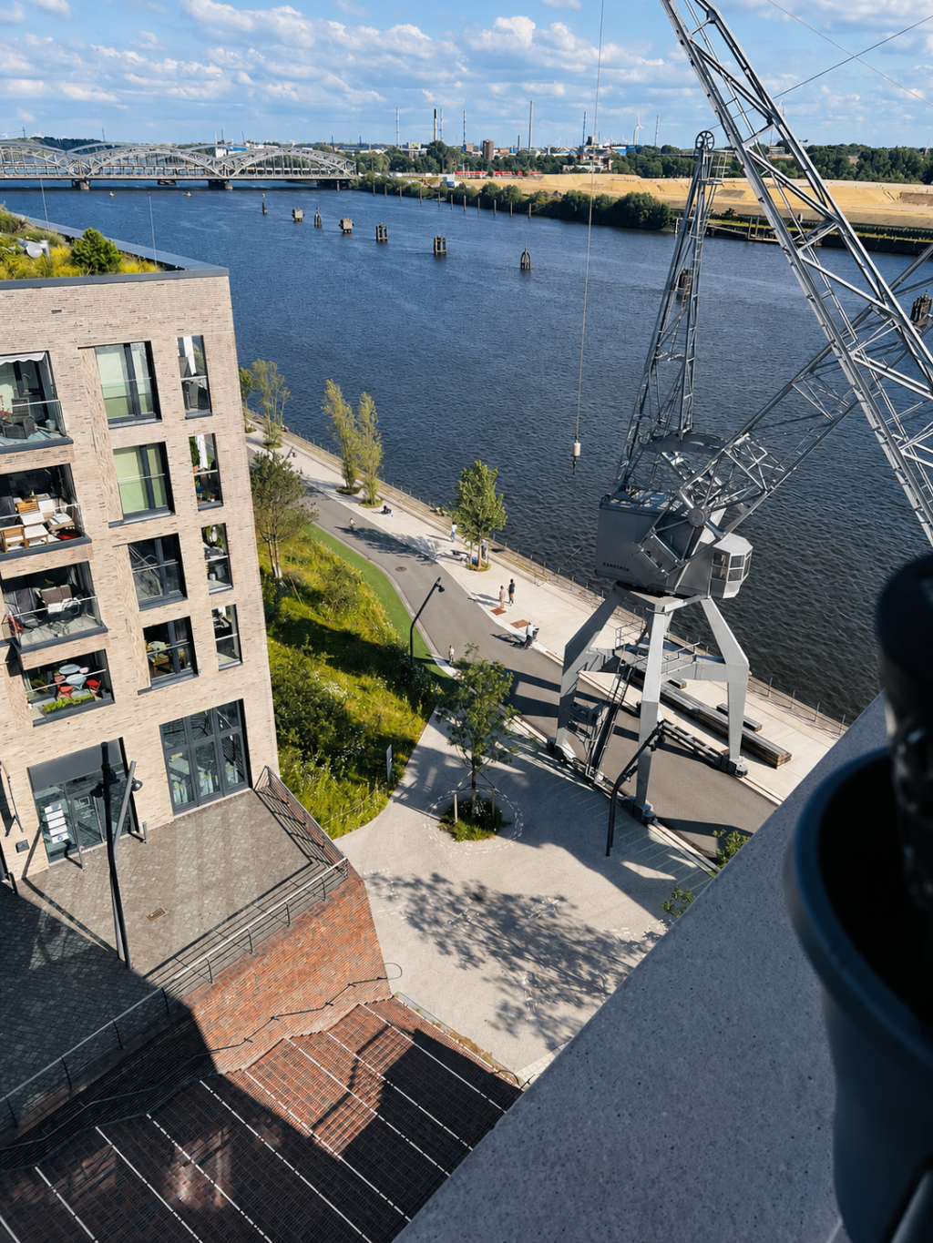 Untermiete Okt. - Dez.: Voll möblierte 2-Zimmer-Wohnung mit Wasserblick in der HafenCity – Baakenallee, 20457 Hamburg HafenCity – Vorschaubild 7