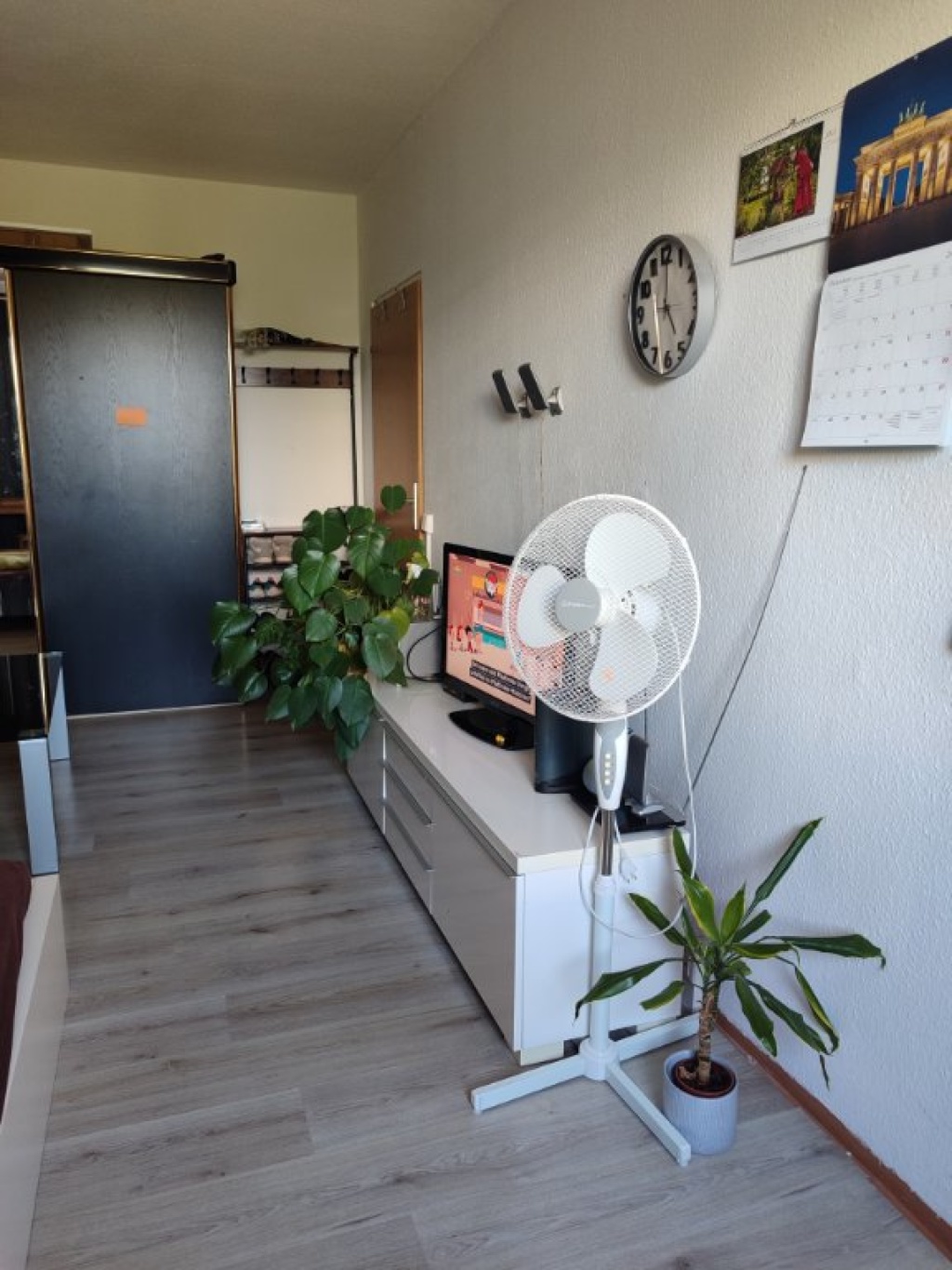 Lovely 1-bedroom flat. Separate kitchen & bathroom in 13053 Berlin from now to 31st August 2026! – Falkenberger Chaussee 20, 13053 Berlin Hohenschönhausen – Vorschaubild 20