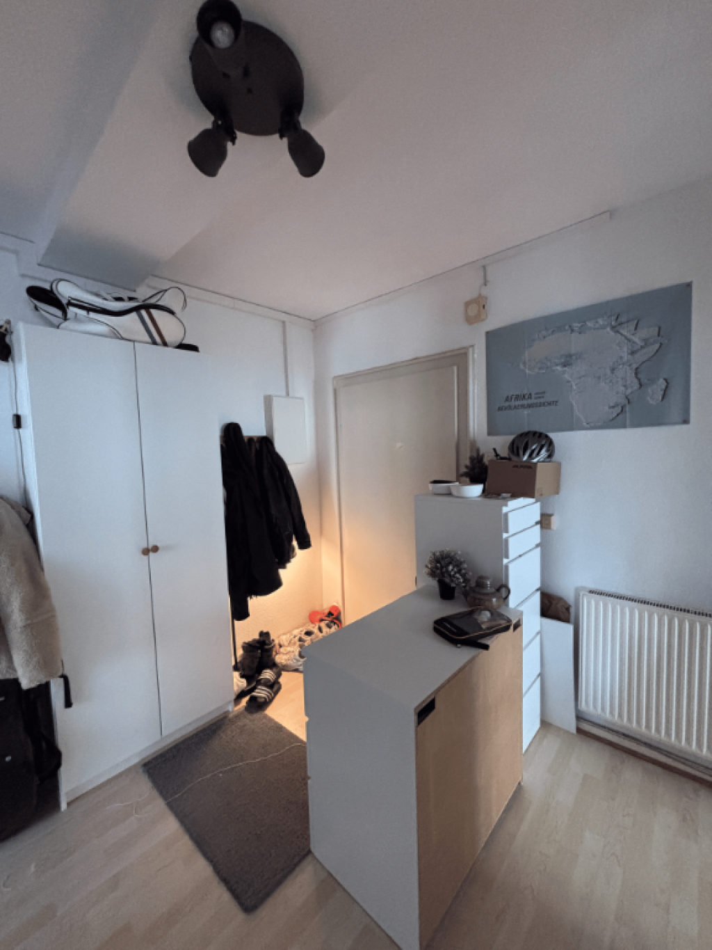 1-Zimmer Wohnung in der schönen Sanderau für einen Monat zu haben :) – 97072 Würzburg Sanderau – Vorschaubild 13