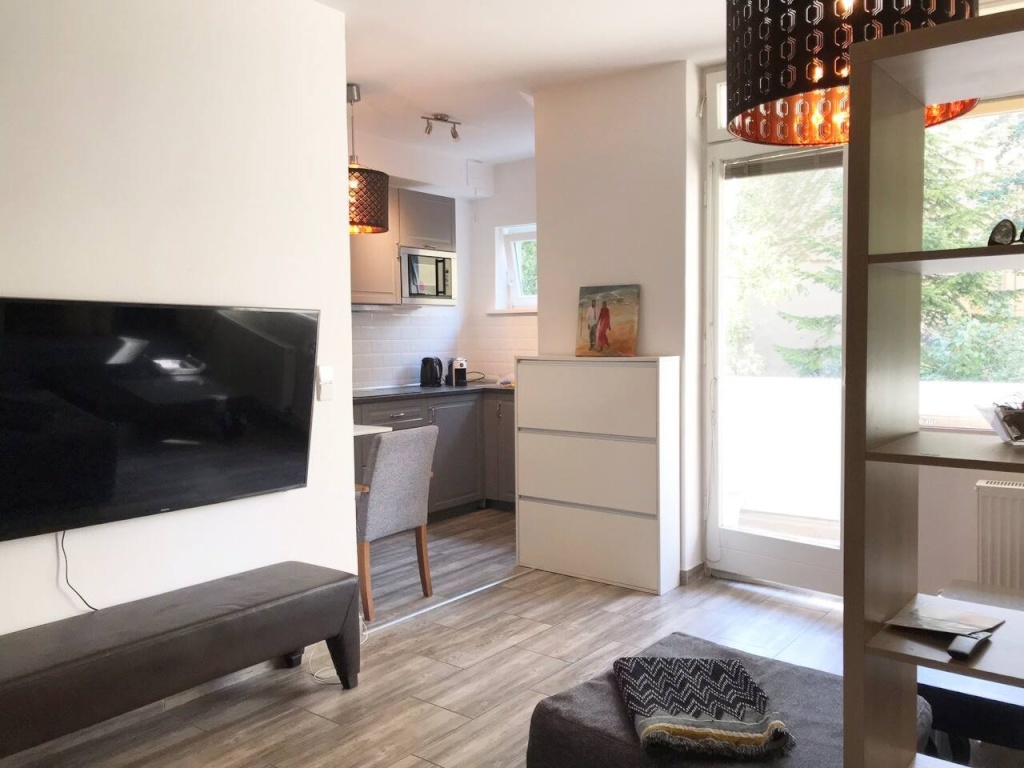 Comfortable Central Apartment with Terrace & Free Parking – Motzstraße 47, 10777 Berlin Schöneberg – Vorschaubild 2