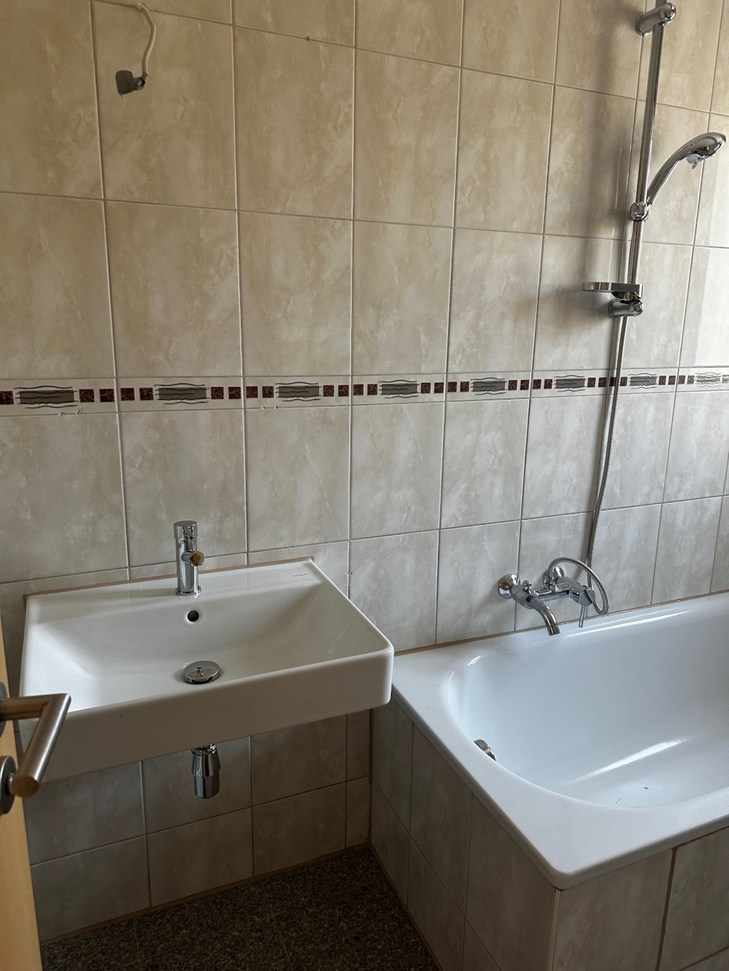 3-Zimmer-Wohnung in Stuttgart-Feuerbach – Klagenfurter Straße 51, 70469 Stuttgart Feuerbach – Vorschaubild 4