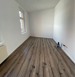 Anzeigenbild: 1 room available in 3-shared apartment