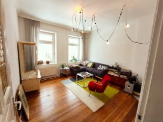 zentraler Altbau möbliert