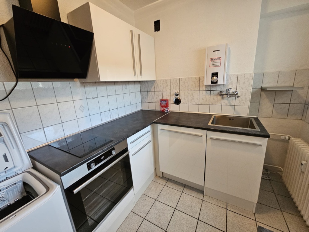 Zu vermieten Einzimmerwohnung im Hochparterre mit PKW Stellplatz – Windhalmweg 27, 13403 Berlin Wittenau – Vorschaubild 4