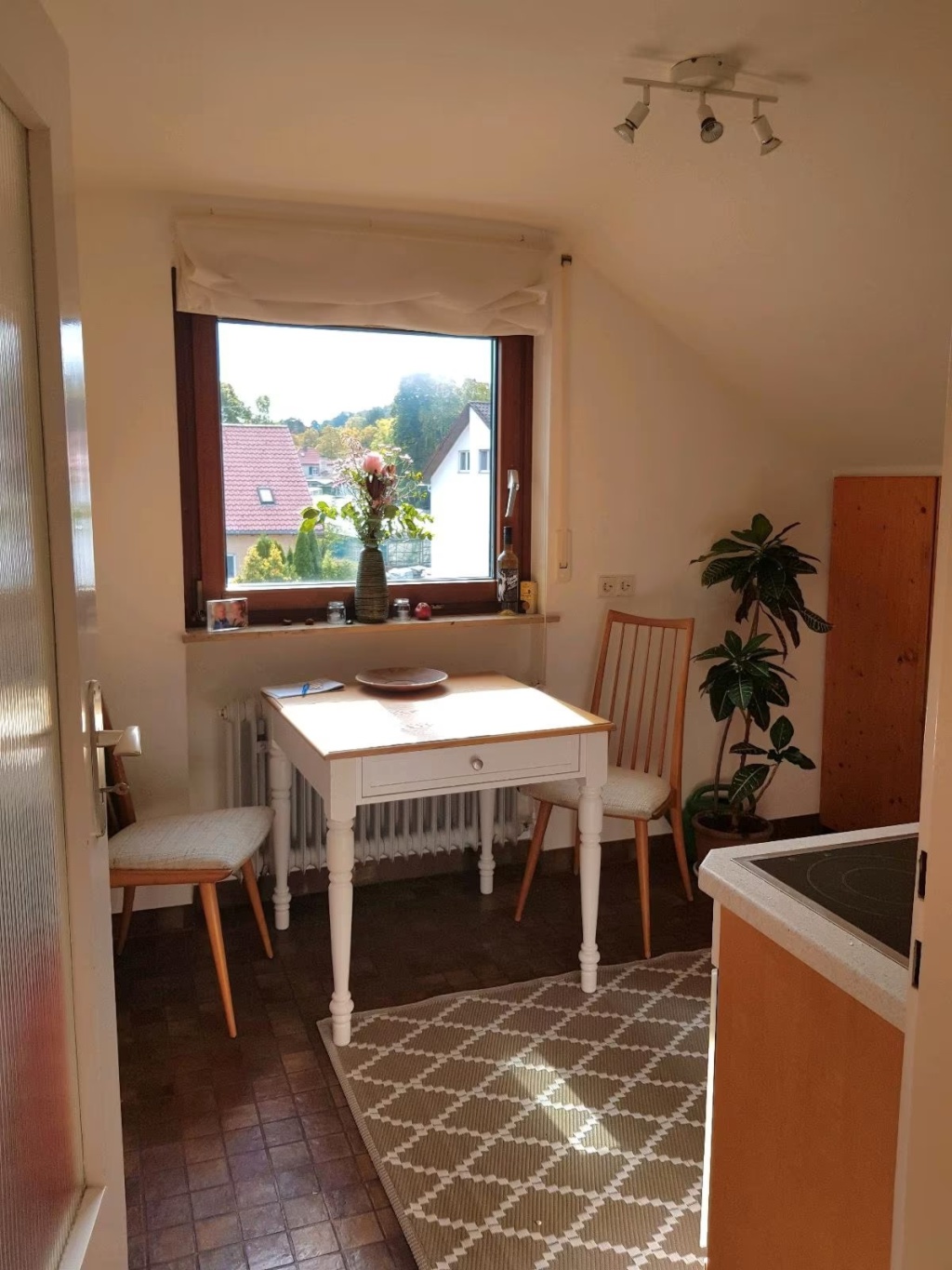 Zwischenmiete: Möblierte 2,5-Zimmerwohnung in Stuttgart-Feuerbach – Merzenstraße, 70469 Stuttgart Feuerbach – Vorschaubild 5