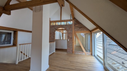 Anzeigenbild: Frisch renoviertes Stadthaus (140 m2, 5 Zimmer) in der Altstadt