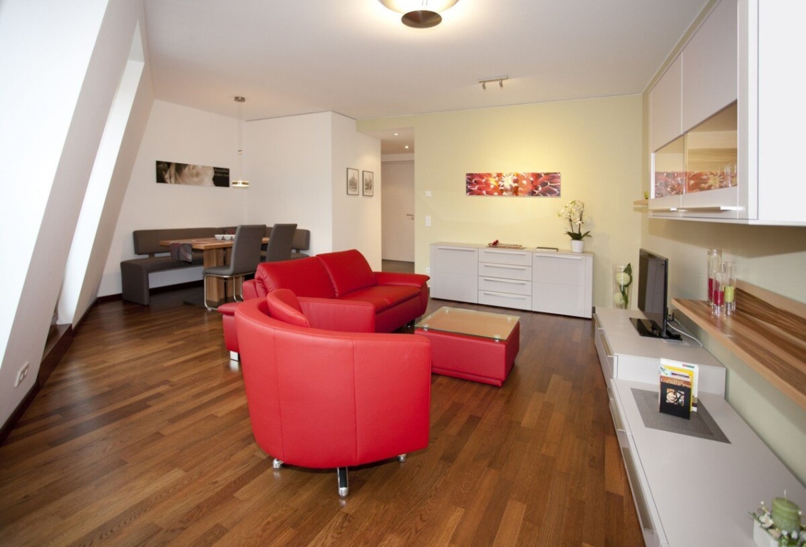 Exklusive 2 Zimmer Wohnung zur Langzeitmiete in der Dresdner Altstadt – Salzgasse 6, 1067 Dresden Innere Altstadt – Vorschaubild 2