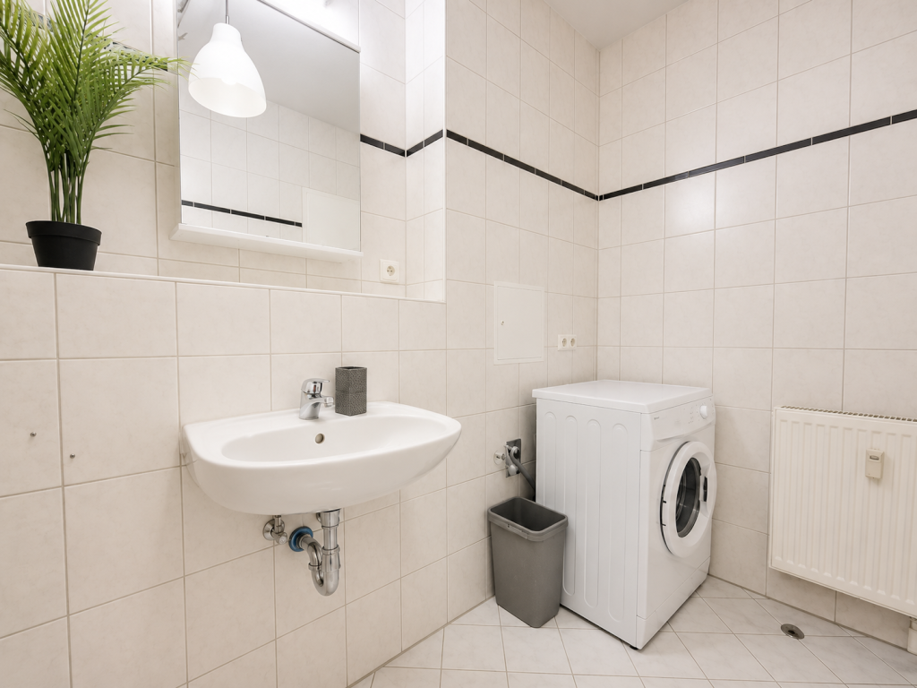 Flatshare Sudenburg Helmstedter Str. - Bad mit Waschmaschine
