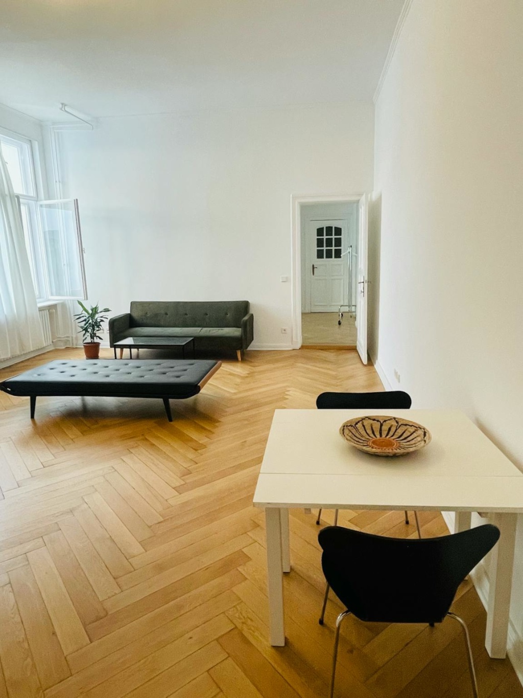 Schlüterstraße, Berlin