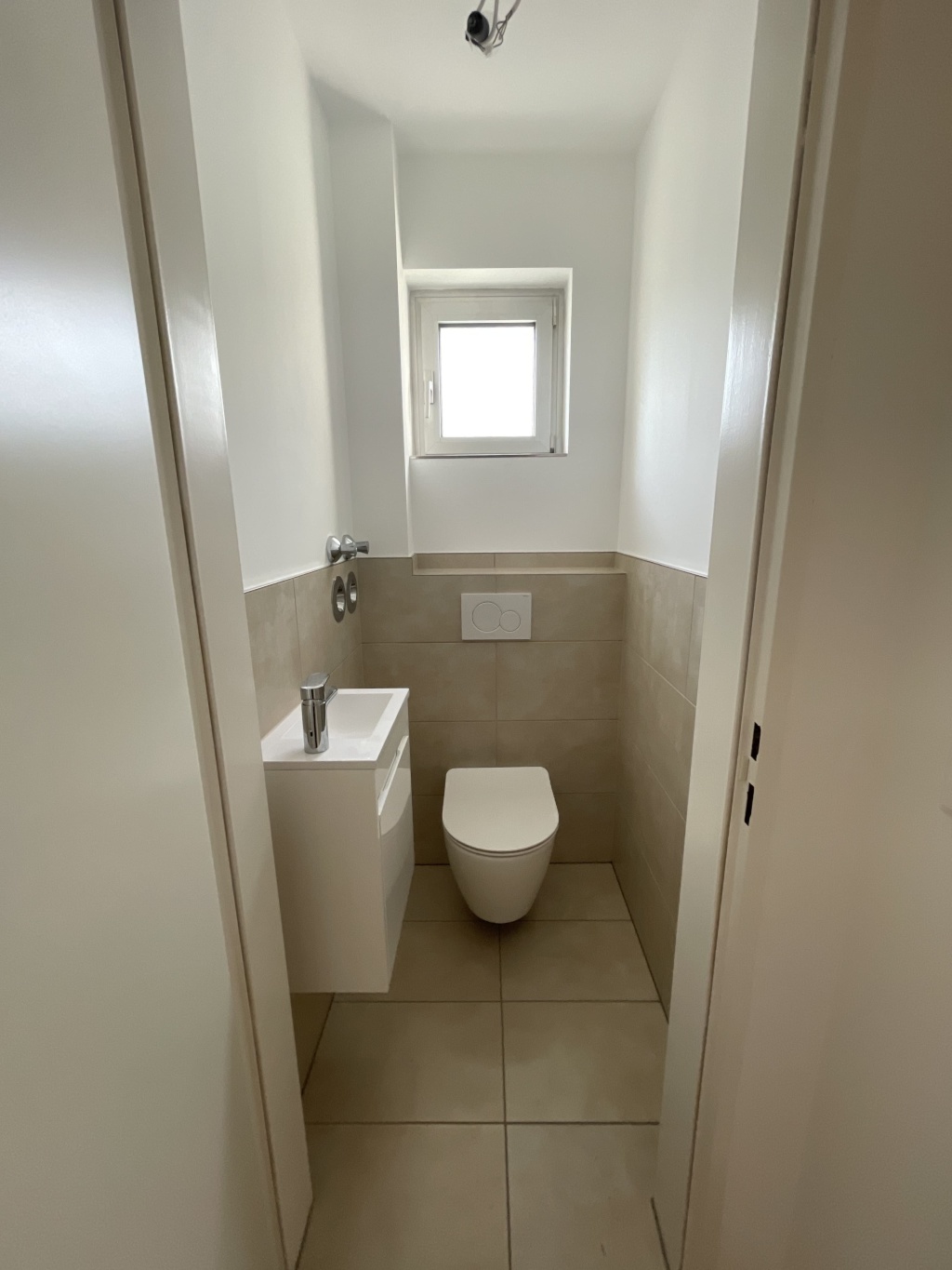 Helle moderne 99 m2 Wohnung - ab September/Oktober verfügbar – Hermann-Löns-Straße 7, 65201 Wiesbaden Wiesbaden Schierstein – Vorschaubild 8