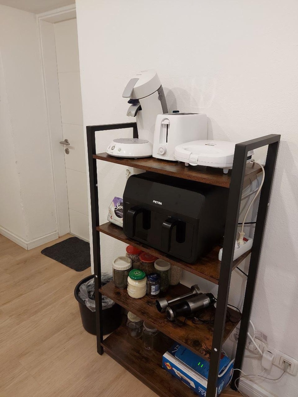 Furnished Private Room with Anmeldung – Regensburg | €480 All-Inclusive – Am Mühlbach 11, 93051 Regensburg Kumpfmühl-Ziegetsdorf-Neuprüll – Vorschaubild 6