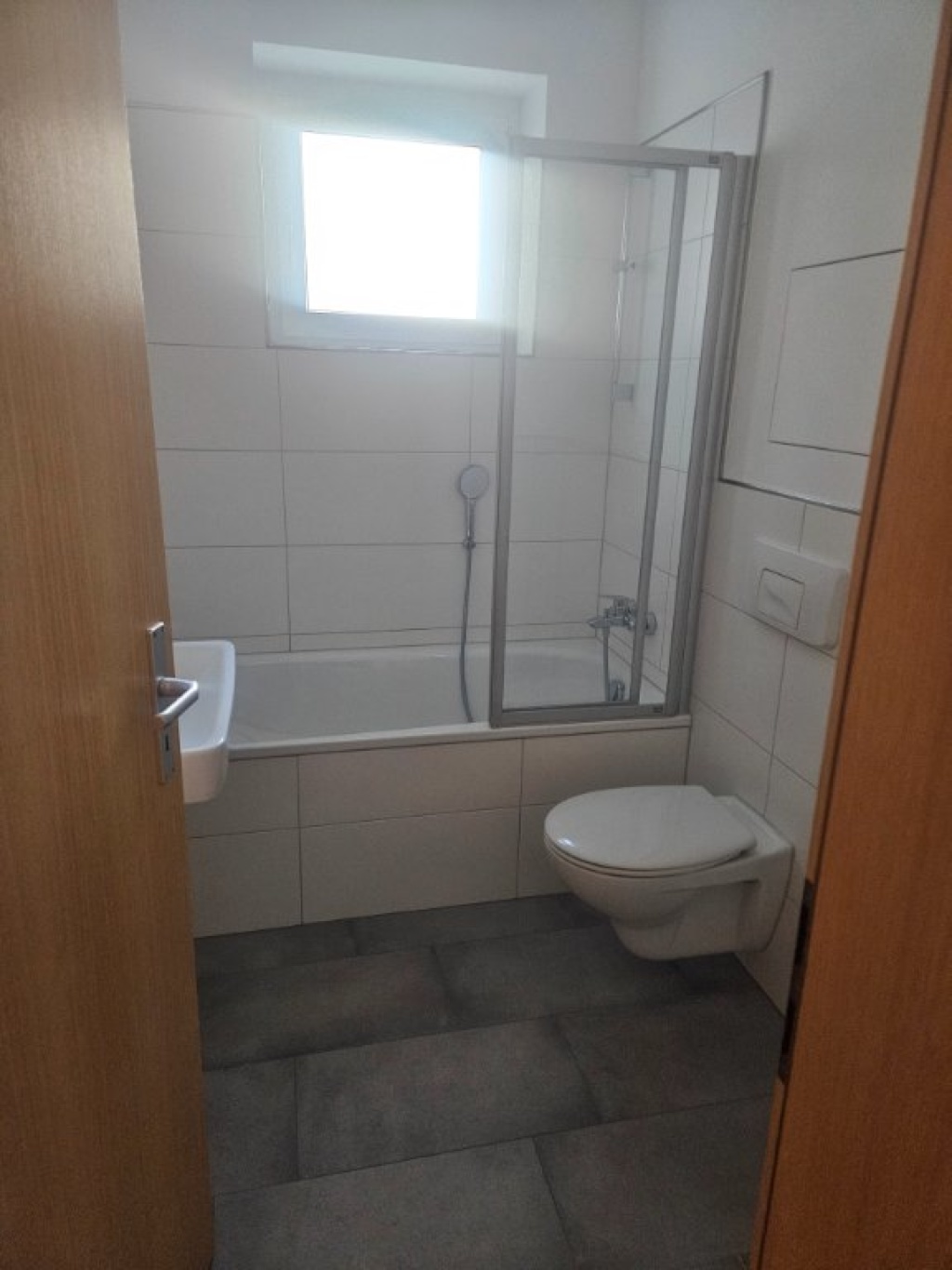 Schöne Zwei-Zimmer-Wohnung in Brühlervorstadt sucht Nachmieter (auch als WG verfügbar) – Ottostraße 35, 99092 Erfurt Brühlervorstadt – Vorschaubild 3