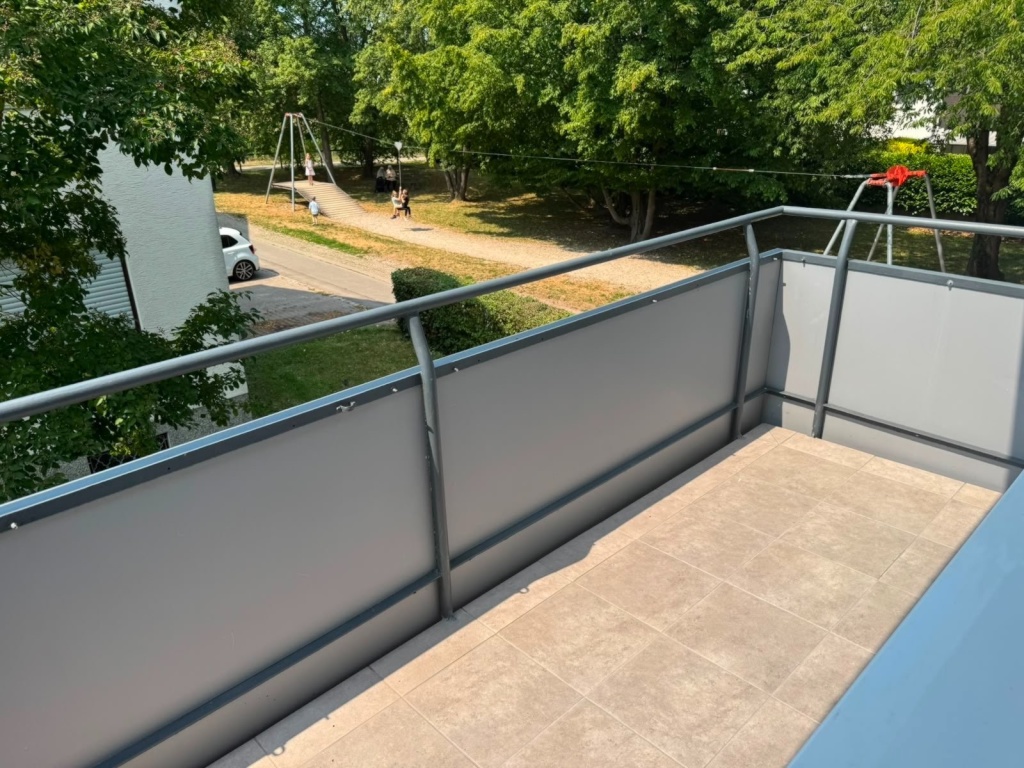 Helle 2-Zimmer-Wohnung mit Balkon in Stuttgart-Stammheim, nah zu BOSCH, PORSCHE, TRUMPF, SIKA, WÜSTENROT neu zu vermieten – Hornissenweg 12, 70439 Stuttgart Stammheim – Vorschaubild 4