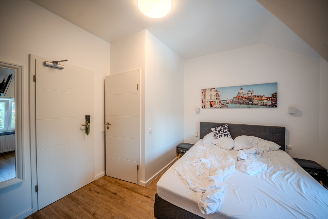 SOERS Studentenapartment (Nr. 10) - Modern. Hochwertig. All Inclusive – Krefelder Str. 86, 52070 Aachen Aachen – Vorschaubild 2